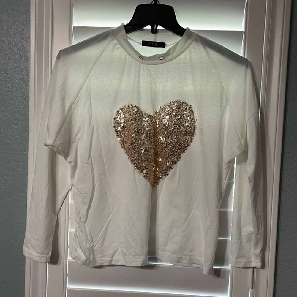 CBR  White T-Shirt. Long Sleeves-Gold Sequin Heart on front Small